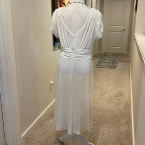 Suzi chin white dress - Picture 4 of 16